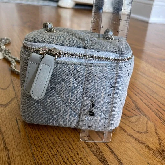 Light blue denim purse NWT - Picture 3 of 6